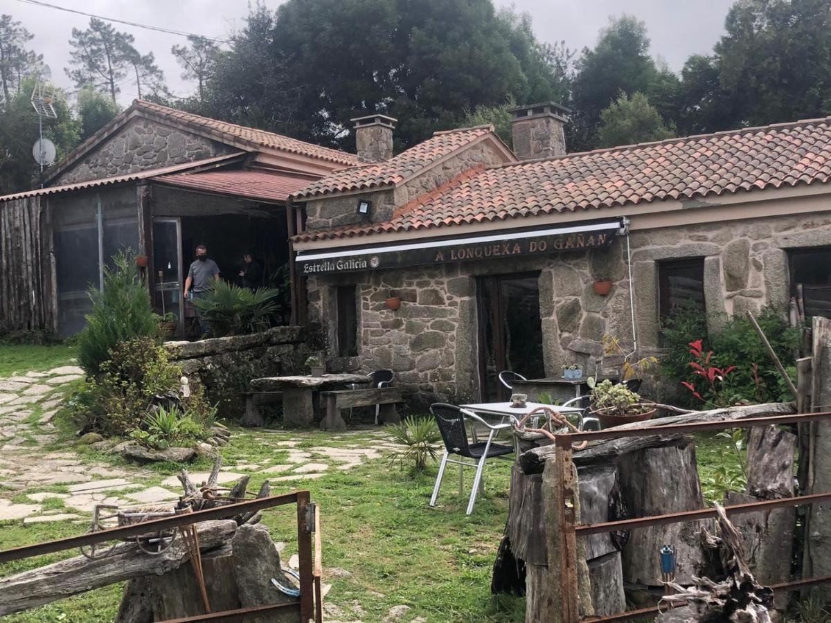 A Lonquexa do Gañán Hostal Gondomar Exterior foto